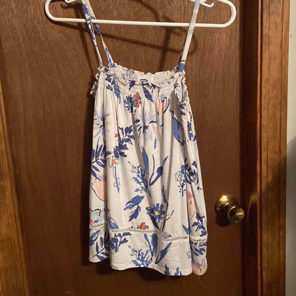 old navy tank top
